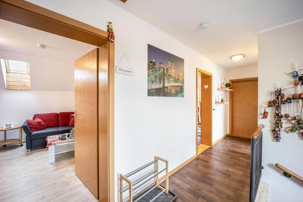 Ferienwohnung Im Gruenen, 10 Km Rv, 30 Km Bodensee, Kueche Bad Balkon Wolpertswende Exterior foto